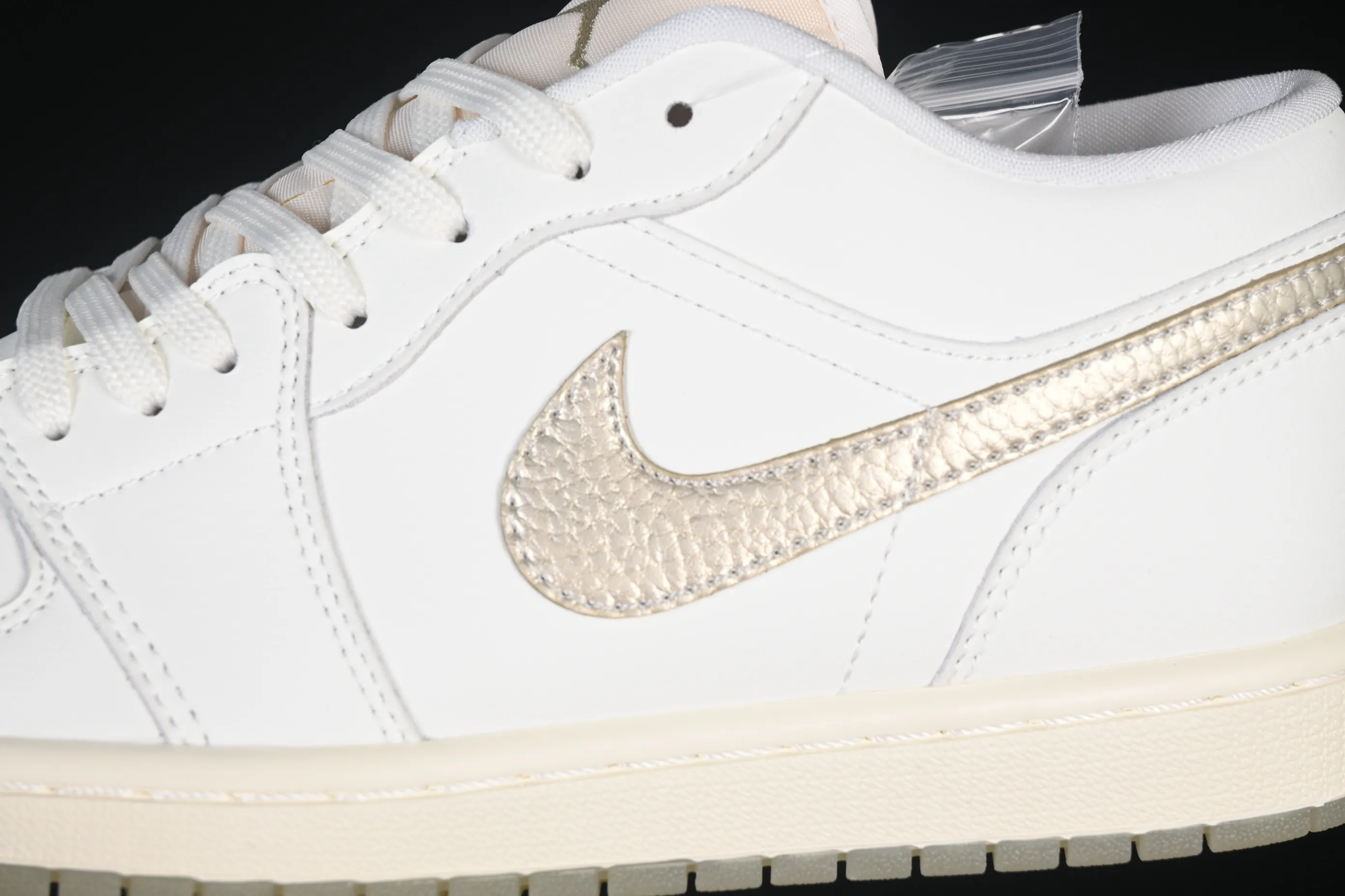 All Categories Air Jordan Jordan Series Basketball Shoes Air Jordan 1 Low Air Jordan 1 Low AJ1 Joe 1 Meter Platinum Retro Culture Leisure Sports Shoes HV5157-100